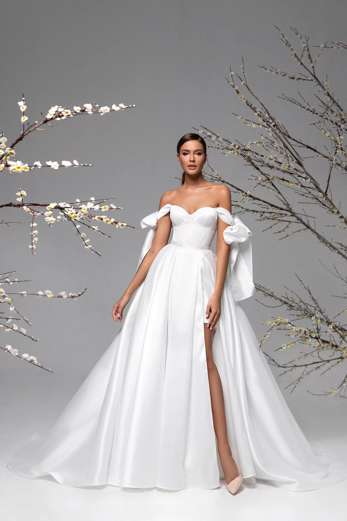 2 in 1 Mermaid Wedding Dress Sweetheart Neckline Thigh Slit Detachable Train Satin Gown