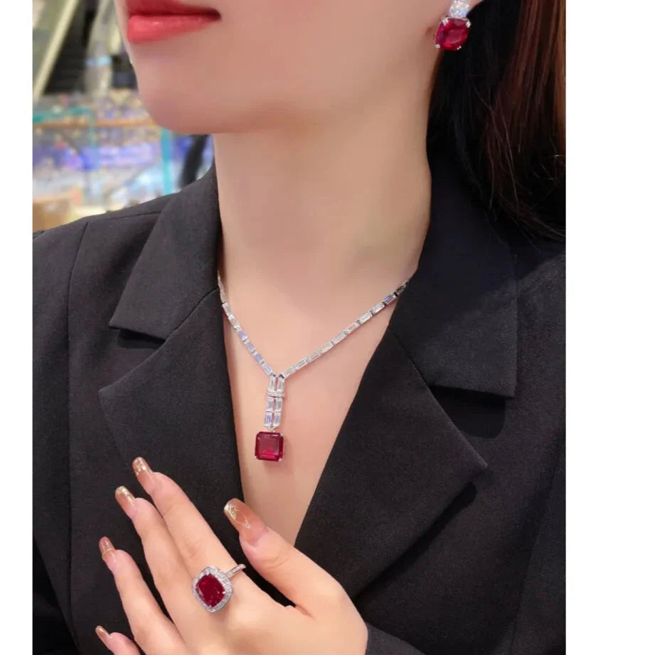 Fine Jewelry 925 Sterling Silver Gold-Plated Pendant Necklace with Cultivated Pigeon Blood Ruby – Elegant Gift for Women