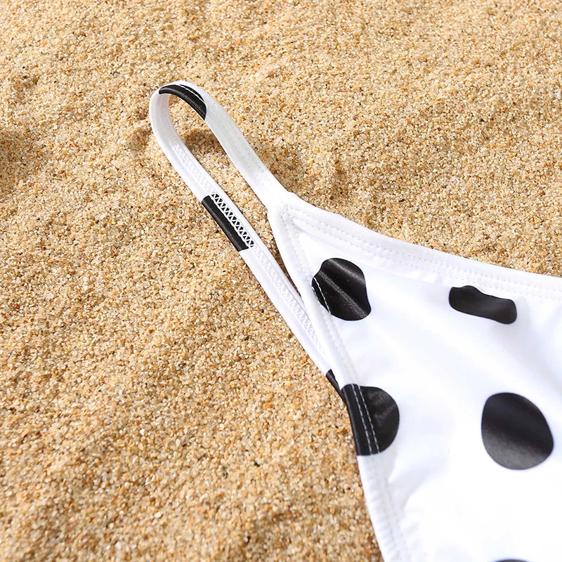 Family Matching Floral Swimwear – Mommy & Me Swimsuits and Men’s Boy Swim Trunks for Beach Holidays