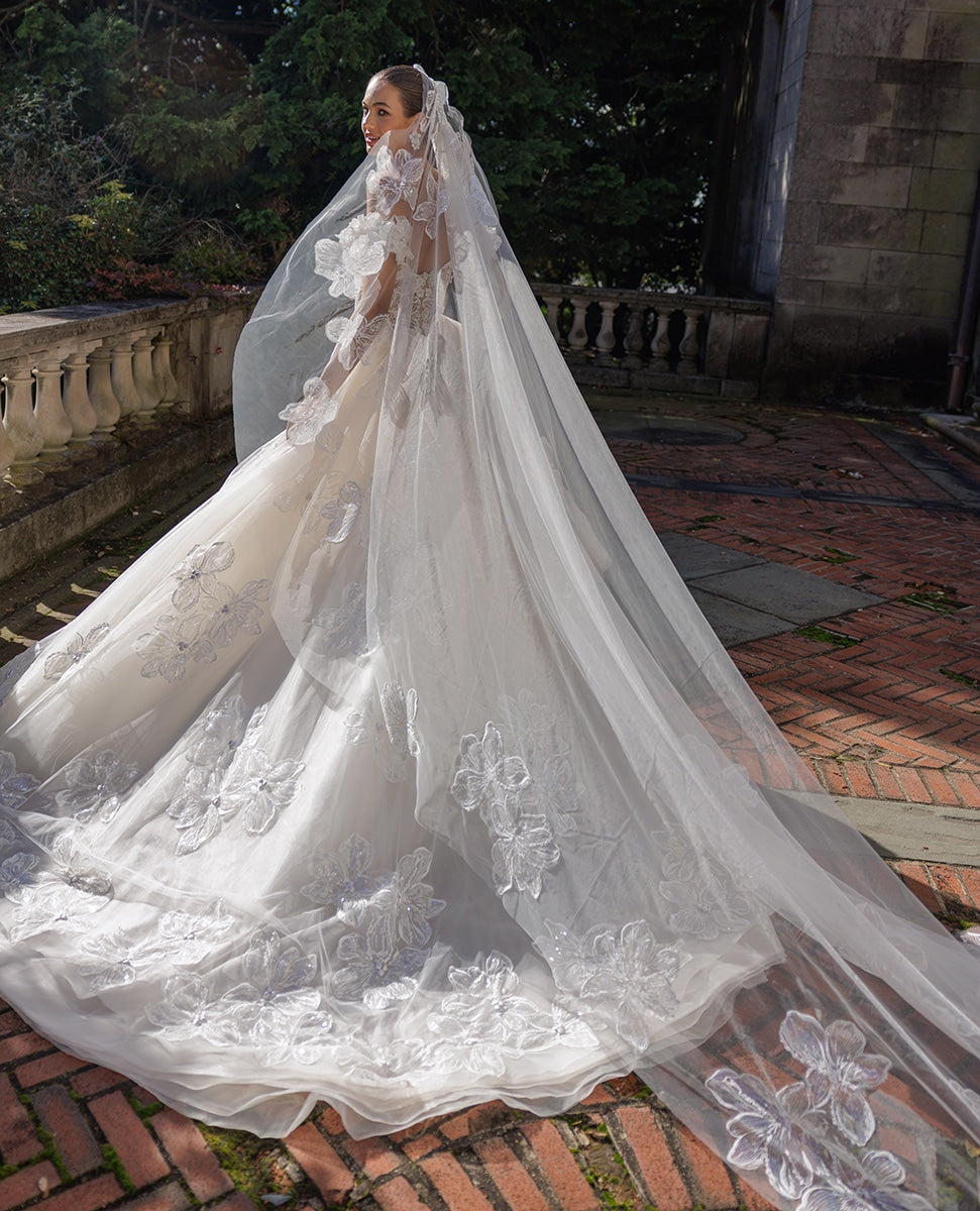 Off Shoulder Ball Gown Wedding Dress Floral Sequin Appliqués Illusion Corset Bodice