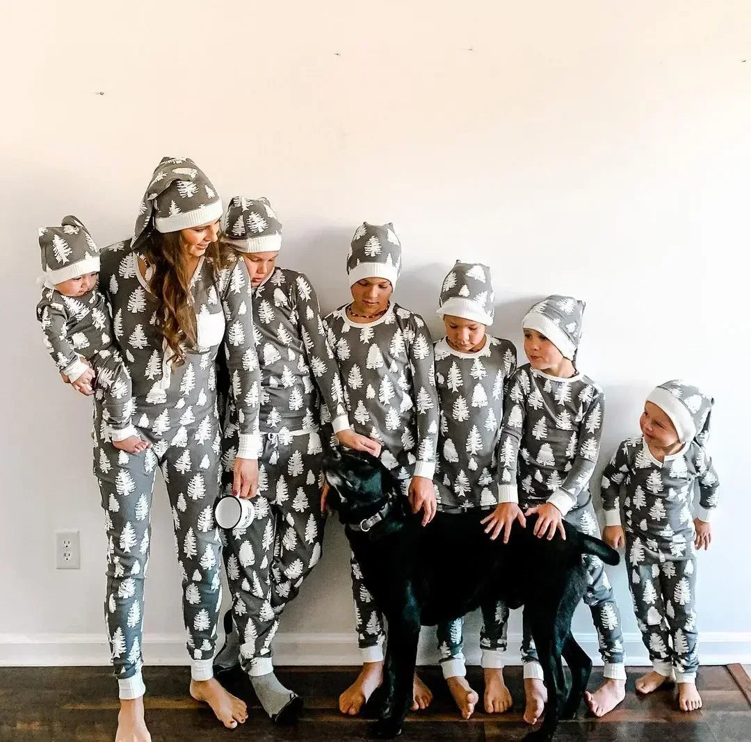 Christmas Family Matching Pajamas Set – Festive Tree Print Short Sleeve & Pants for Dad, Mom, Kids & Baby