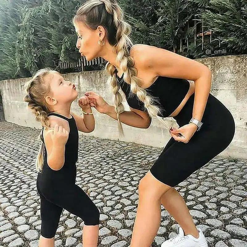 2-Piece Set of Matching Mother and Daughter Sport Yoga Outfits