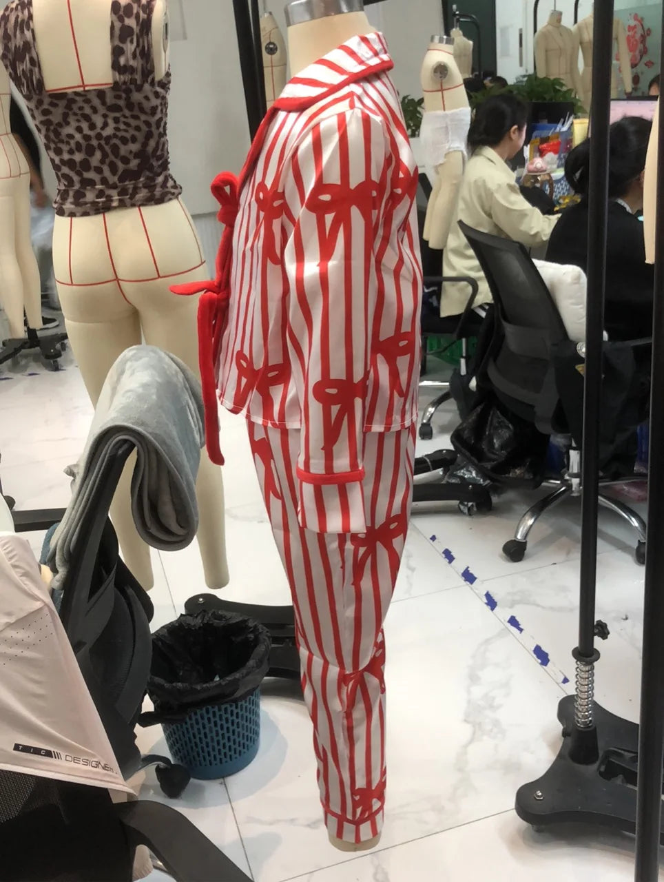 Mommy and Me Matching 2Piece Bow/Heart Print Pajamas Set Tie Front Long Sleeve Lapel Neck Tops+ Pants Family Matching Sleepwear