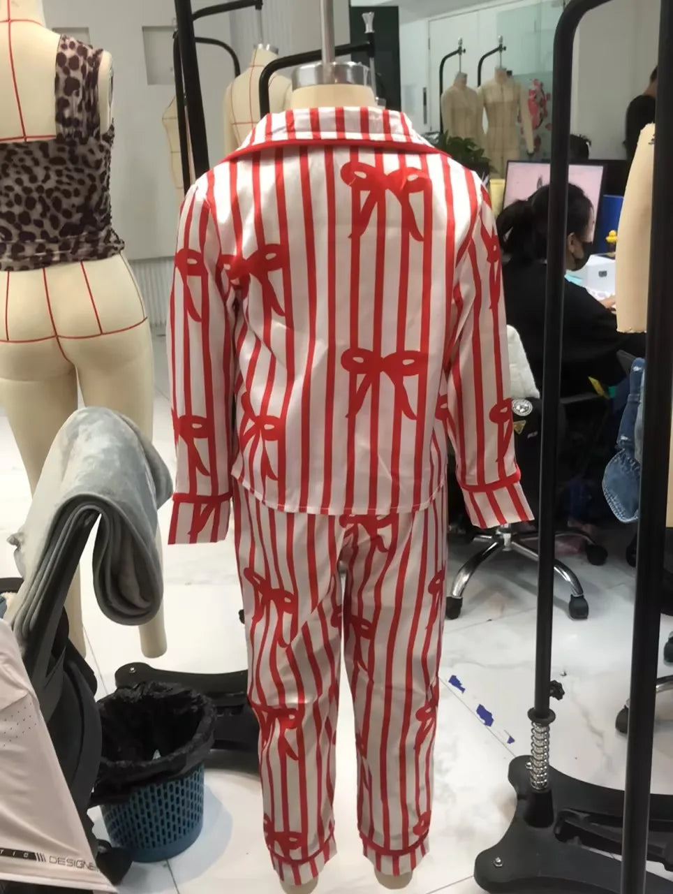 Mommy and Me Matching 2Piece Bow/Heart Print Pajamas Set Tie Front Long Sleeve Lapel Neck Tops+ Pants Family Matching Sleepwear