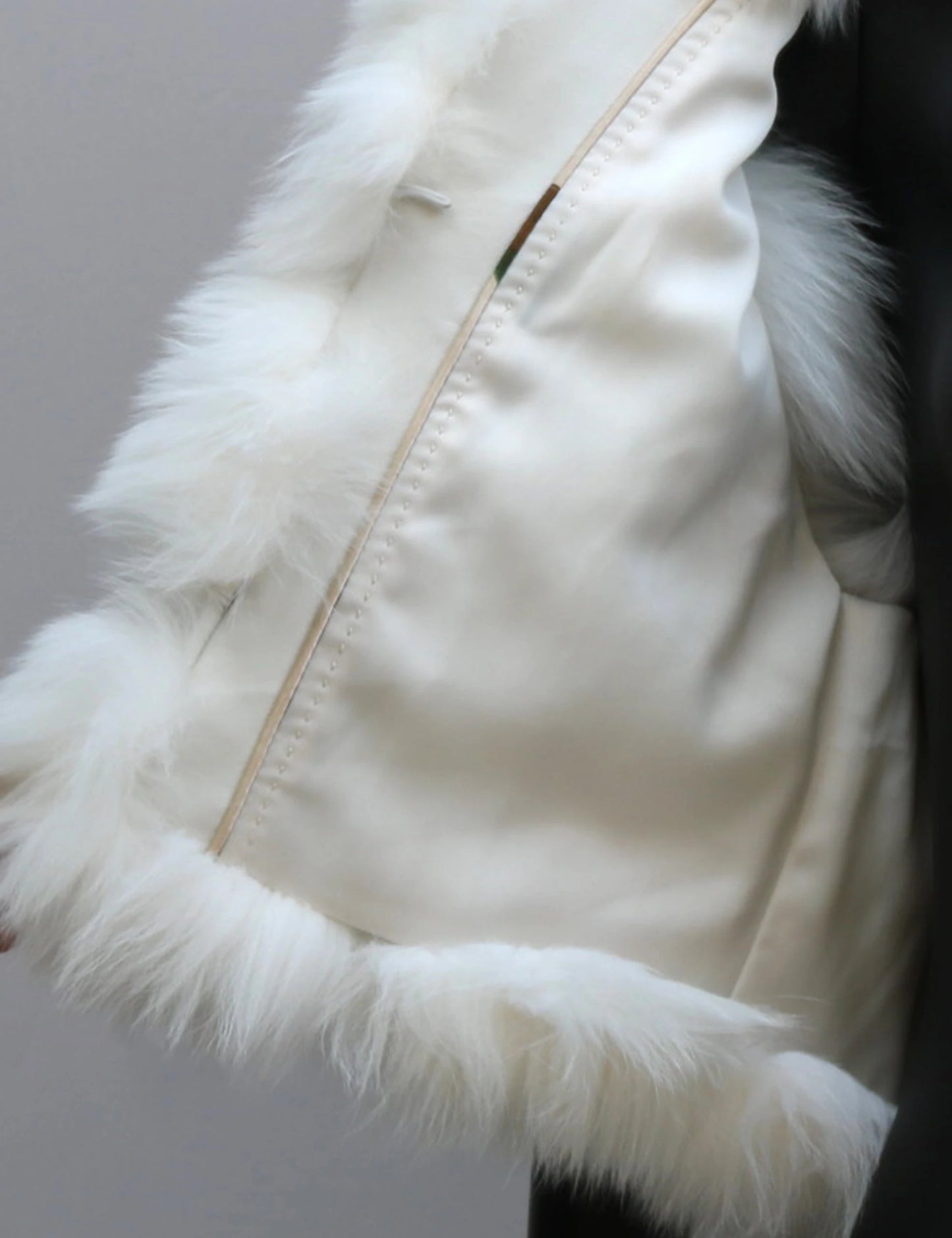 Real Fox Fur Vest Women's Genuine Silver Fox Short Jacket Sleeveless Hooded Fashion Casual Coats