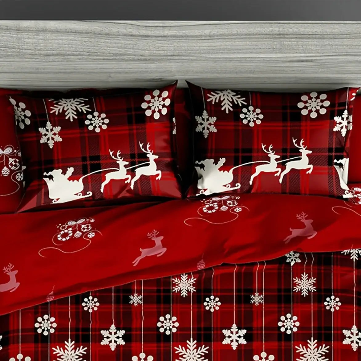 3-Piece Christmas Duvet Cover Set – Soft, Breathable, Hypoallergenic Fabric with Checkered Elk and Snowflake Print