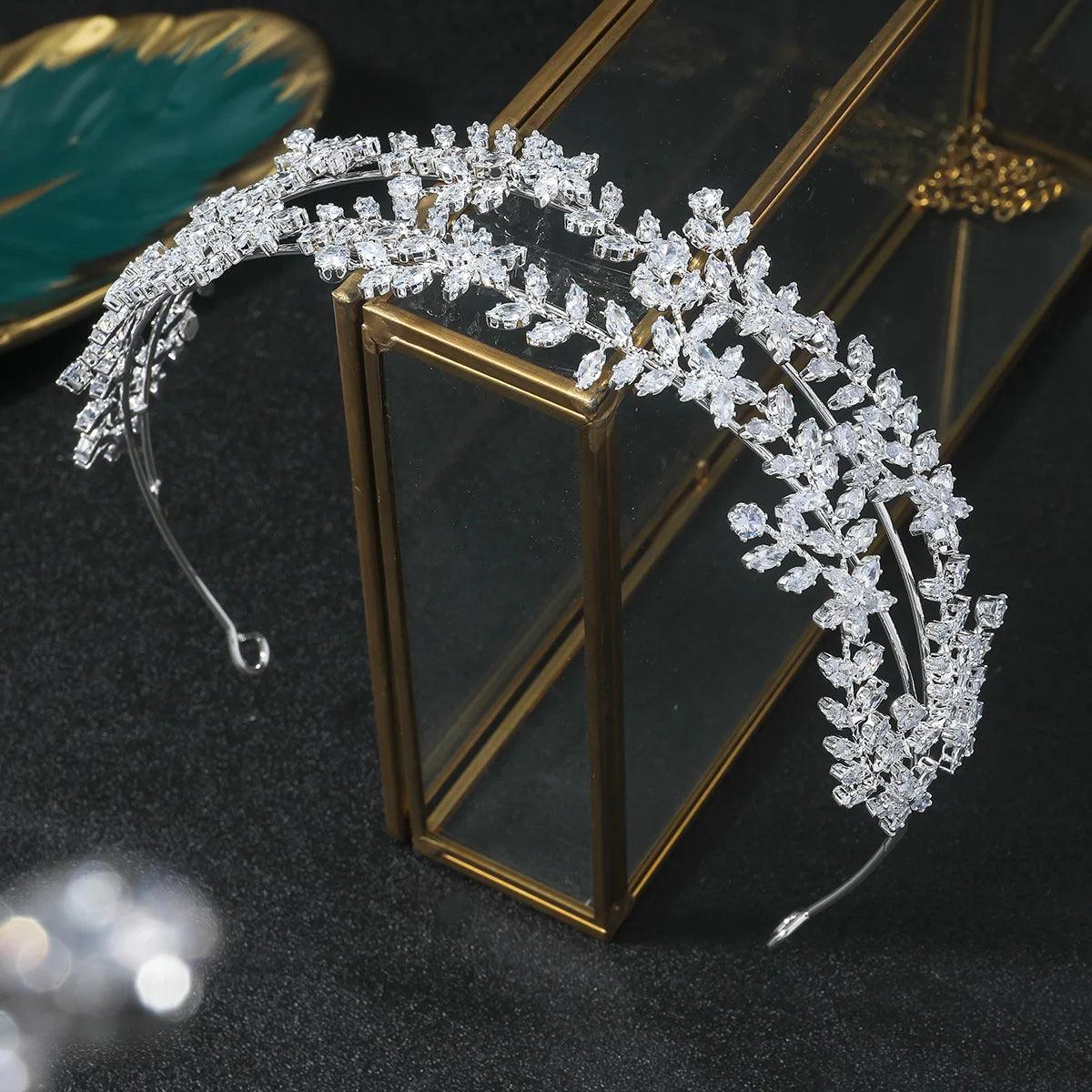 Bridal Headband Wedding Headdress Cubic Zirconia Princess Bride Tiaras Crowns Women Birthday Party Prom Hair Jewelry Hairband