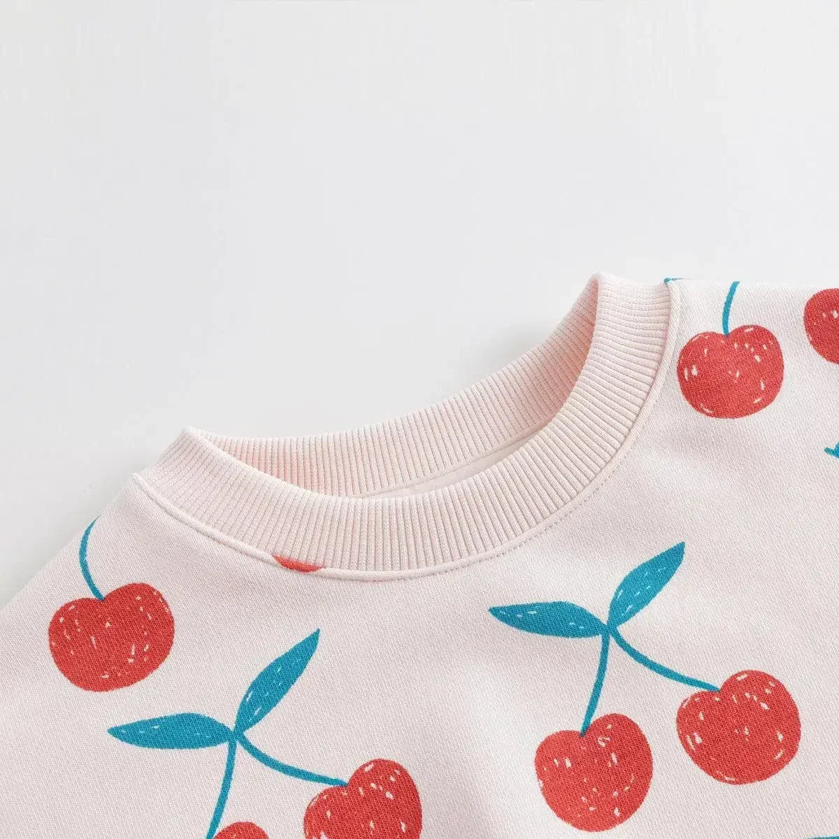 Girls Long Lantern Sleeve Sweatshirts Cherry Printed Round Neck Shirts Soft Cute Pullover Tops 231238