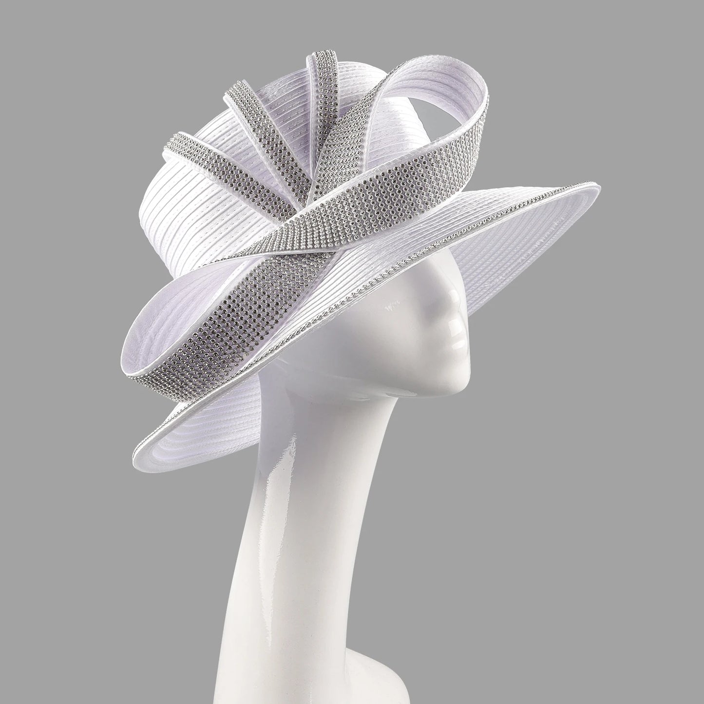 Elegant White Fascinator Hat – Versatile Formal Headpiece with Satin & Diamond Detail for Women’s Weddings, Parties & Church