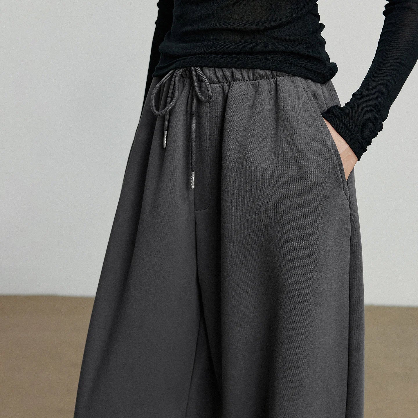 Autumn Elastic Waist Sweatpants – Women’s Wide-Leg Straight Cotton Sports Pants