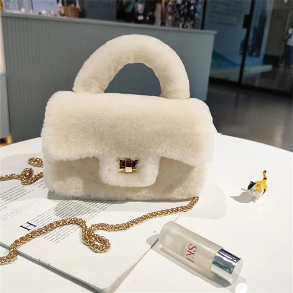 Lamb Fur Women’s Small Handbag – Soft Plush Chain Shoulder Bag & Fluffy Everyday Clutch