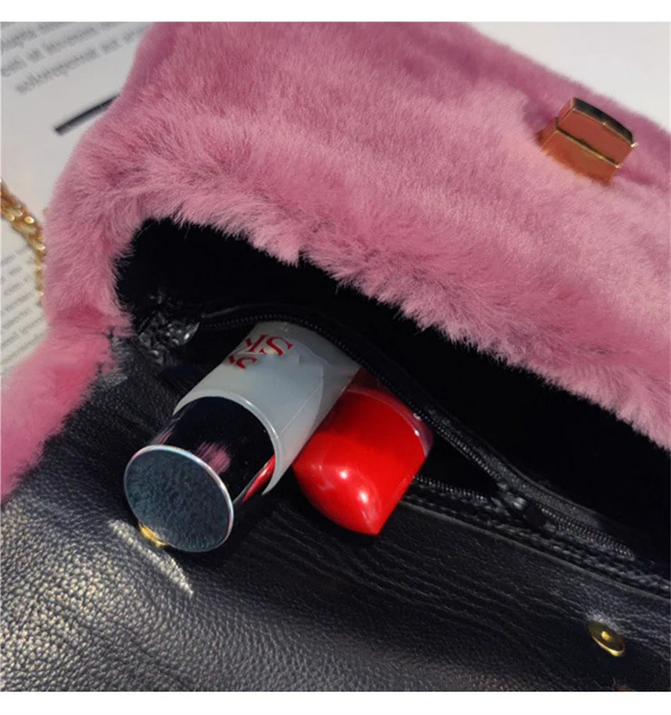 Lamb Fur Women’s Small Handbag – Soft Plush Chain Shoulder Bag & Fluffy Everyday Clutch
