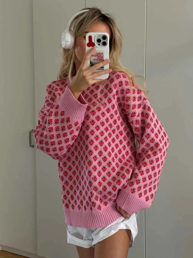 Fashion Strawberry Embroidery Contrasting Color Cute Long Sleeved Women Knitted Sweater Winter Women's Casual Pullover Sweater