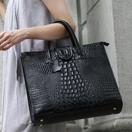 Exquisite Crocodile Pattern Genuine Leather Women's Shoulder Bag - Luxury Fashion for Business and Office, Perfect for Businesswomen and Professionals - HER SHOP