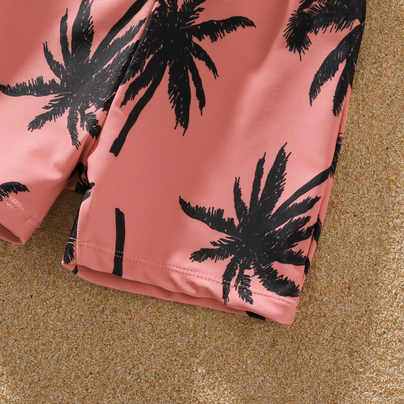 Family Matching Coconut Tree Print Swimwear – Pink Swim Trunks & Spaghetti Strap One-Piece Swimsuit