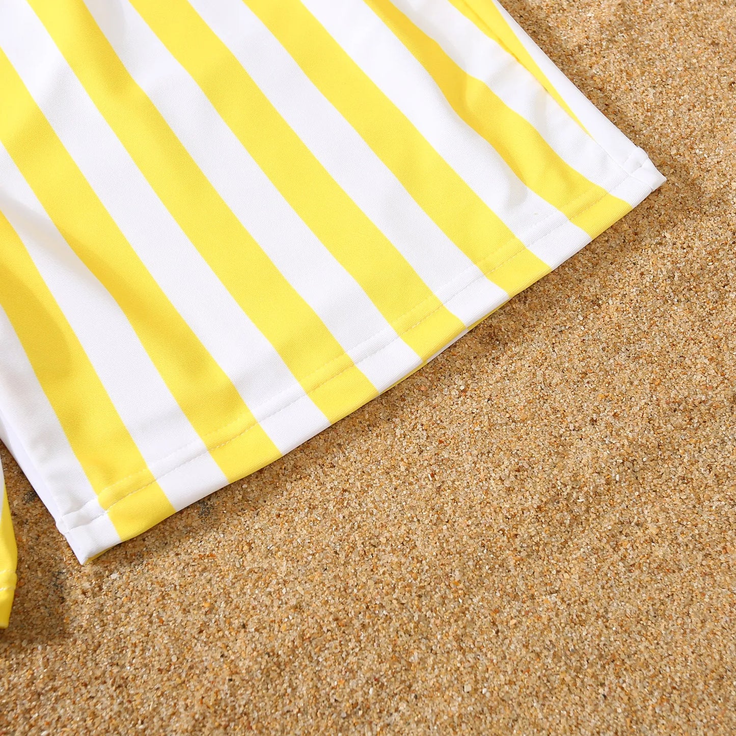 Family Swimsuit Mother Daughter Swimwear Father Son Swim Shorts 2023 Summer Striped Mom And Daughter Bikini Suit Matching Outfit