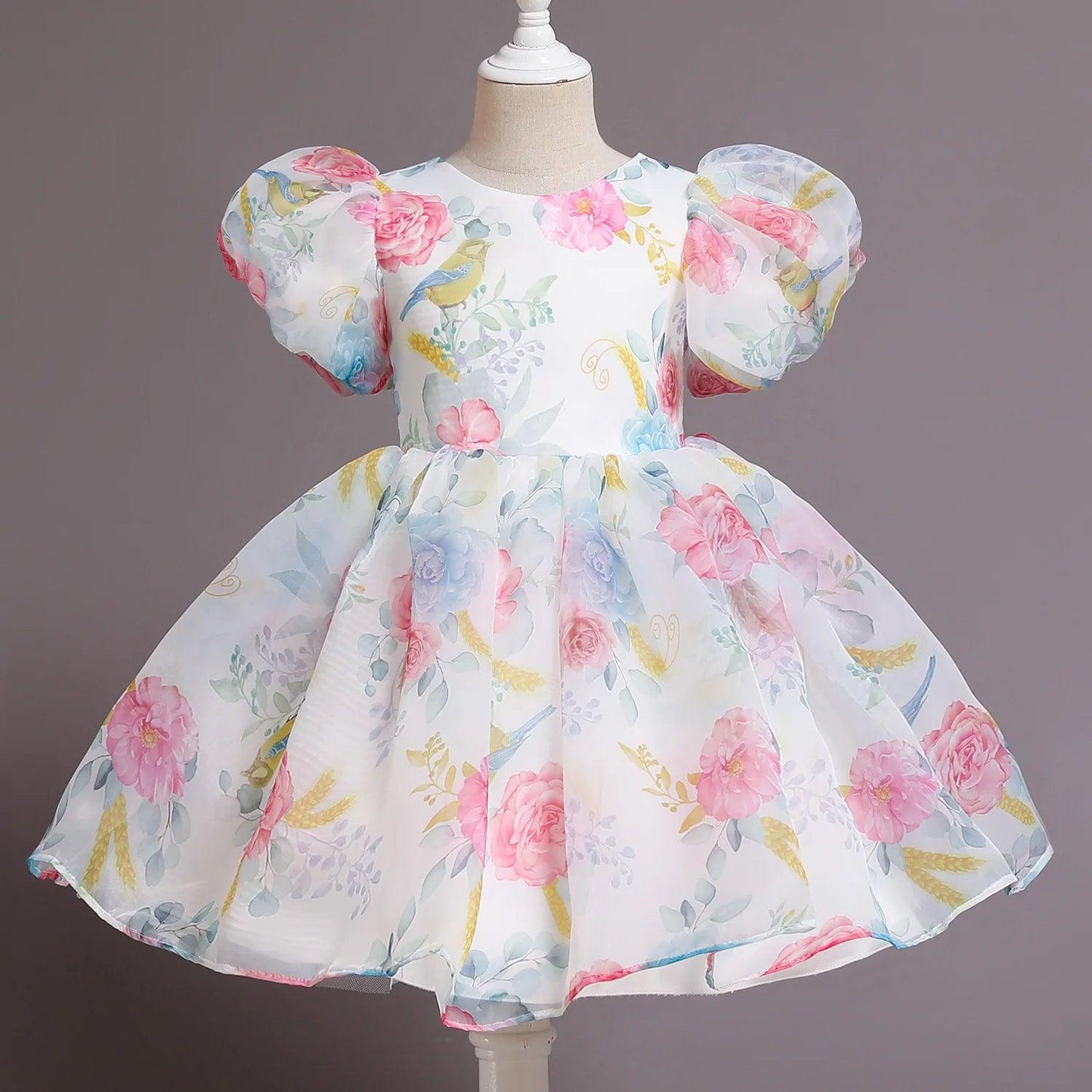 Stylish and elegant women's fashion pieces available at Her Shop, perfect for all occasions.