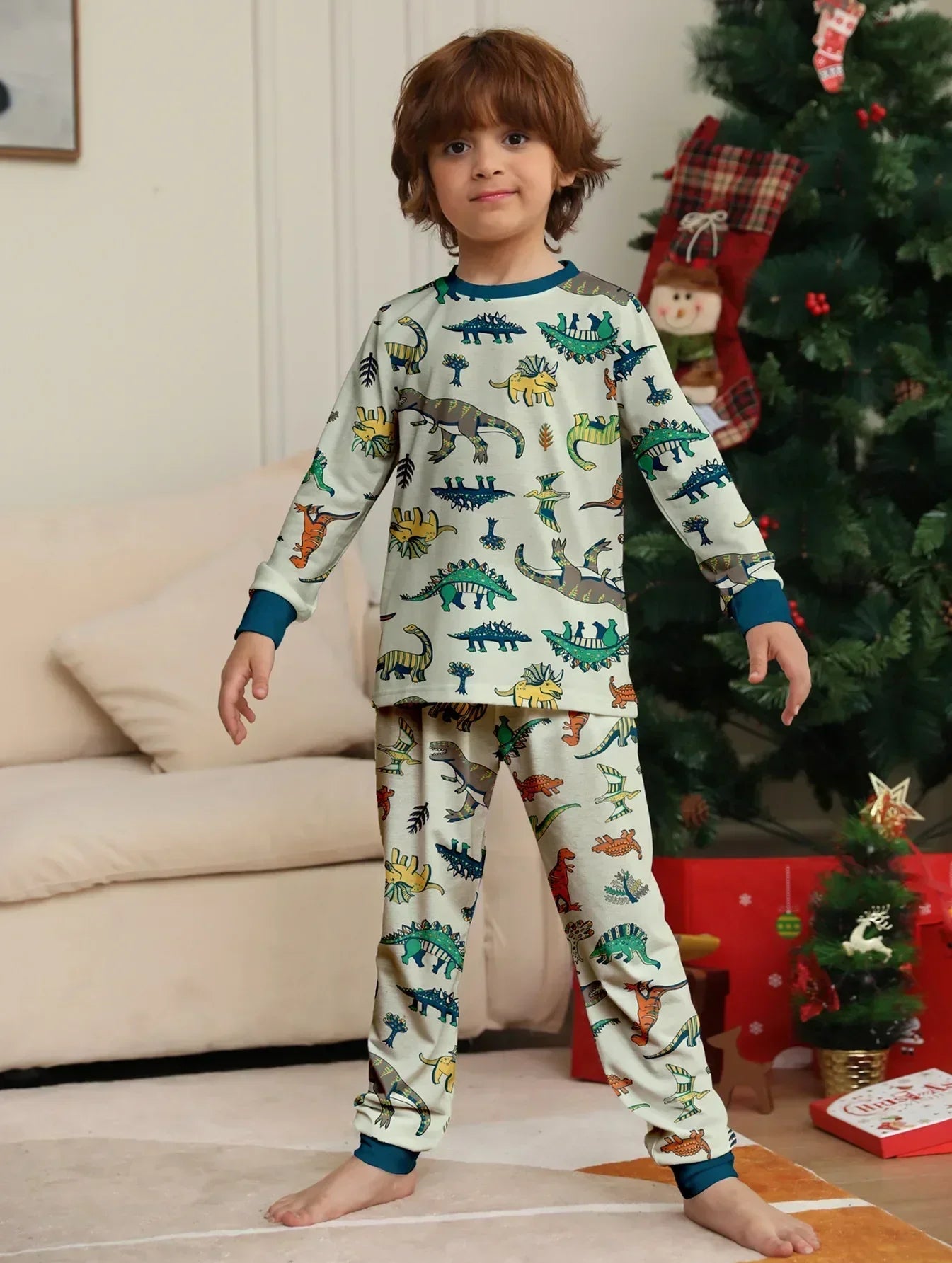 New 2025 Christmas Matching Outfits Dinosaur All Over Print Pajamas Set Mom Dad Kids 2 Pieces Suit Baby Romper Xmas Family Look