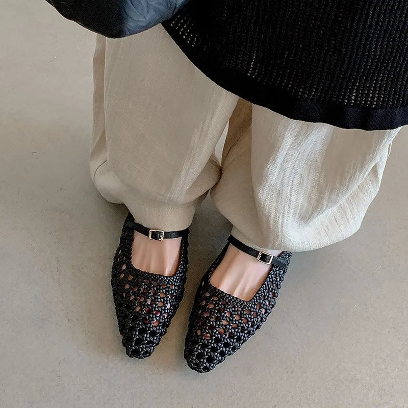 2025 Braided Slipper Women Covered Pointed Toe Buckle Up Mules Female Med Chunky Heels Daily Outdoor Breathable Slides