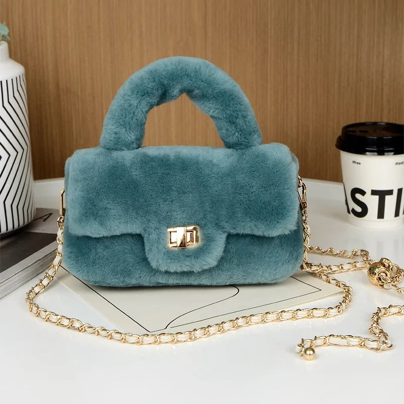 Lamb Fur Women’s Small Handbag – Soft Plush Chain Shoulder Bag & Fluffy Everyday Clutch