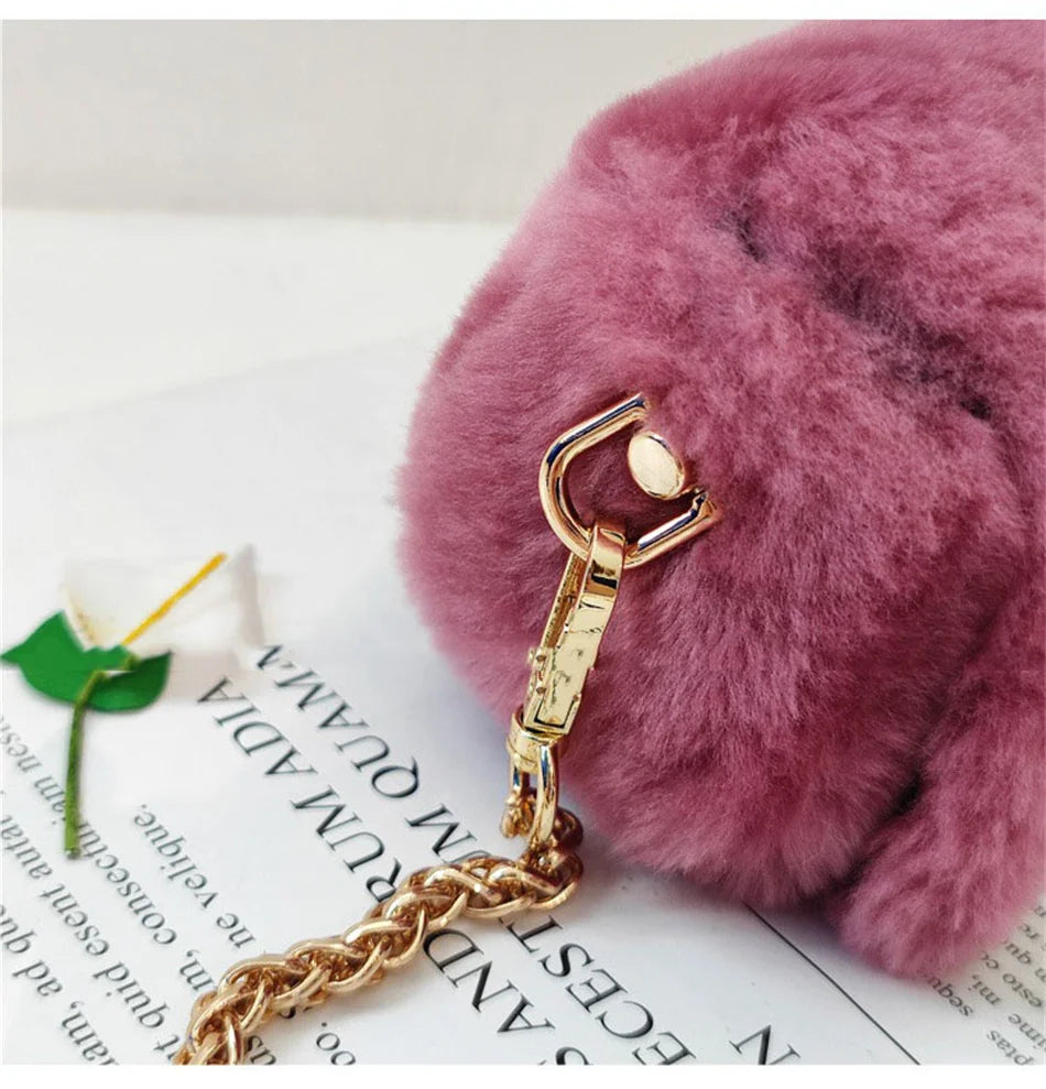 Lamb Fur Women’s Small Handbag – Soft Plush Chain Shoulder Bag & Fluffy Everyday Clutch