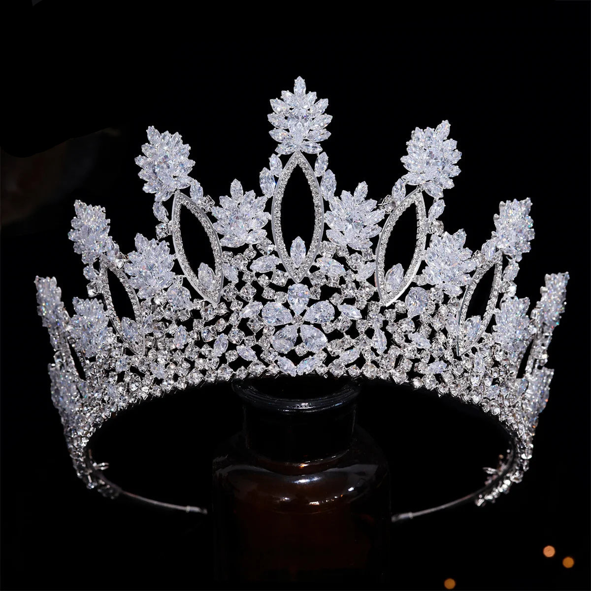Tall Tiaras Cubic Zirconia Wedding Crowns Bridal Headwear Princess Corona Luxury Pageant Hair Jewelry Women Headpieces Best Gift