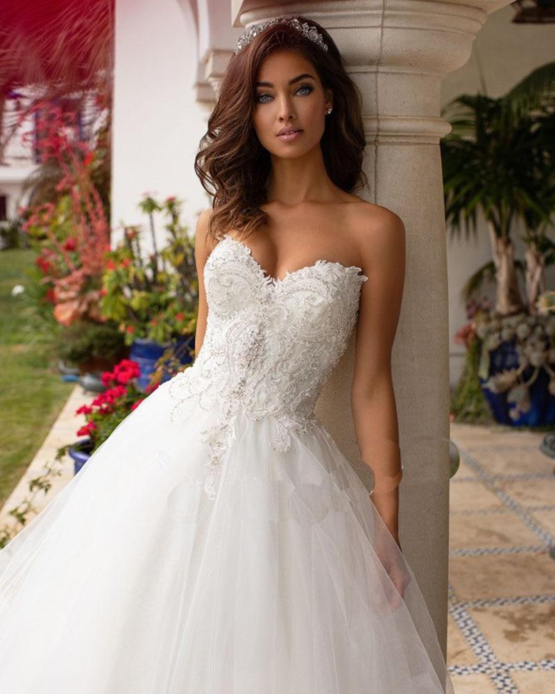 Backless Princess Sequined Beading Bodice Luxury Bridal Dress