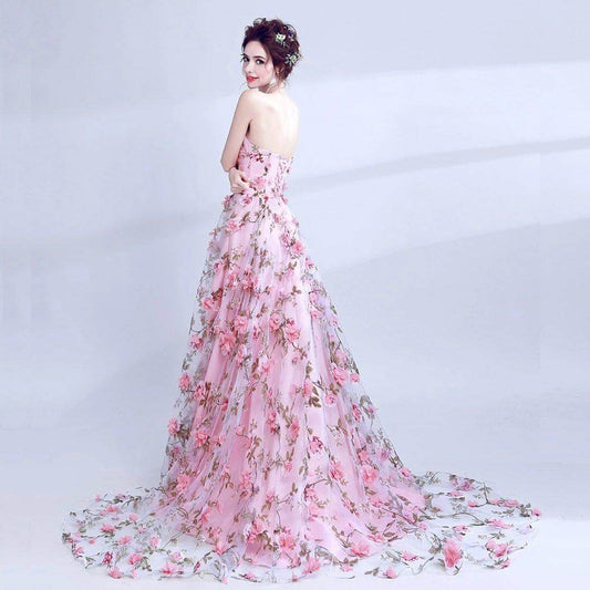 Dress to Impress: 3 Tips For Choosing The Perfect Prom Dress