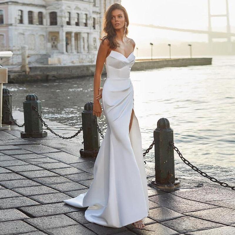 Boho V Neck Pleat Side Split Mermaid Wedding Dress That Elevates Your Bridal Look with Grace and Style