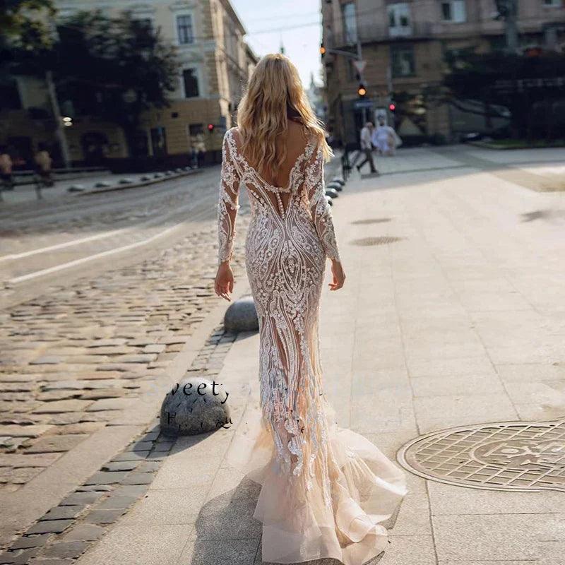 2-in-1 White Princess Luxury Wedding Dress with Detachable Train, Vintage Full Sleeves, Beaded Embroidery, O-Neck, and Button Back