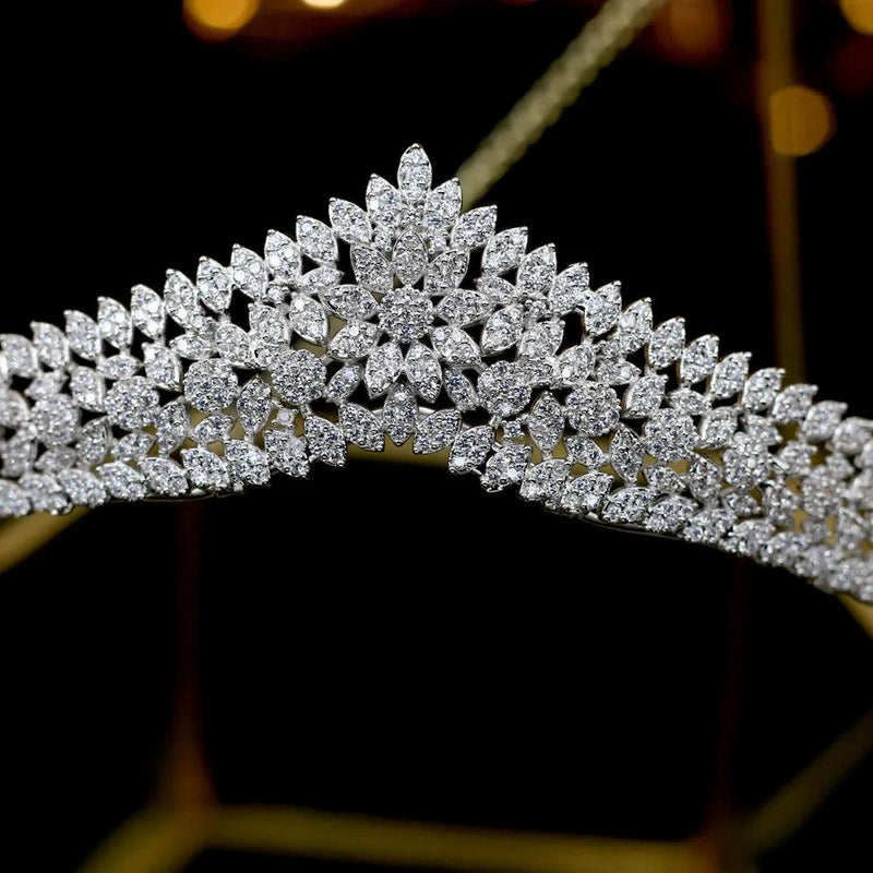 Asnora Gorgeous Crystal Princess Bridal Tiara – Elegant Wedding Hair Accessory for Brides (Coroa de Noiva)
