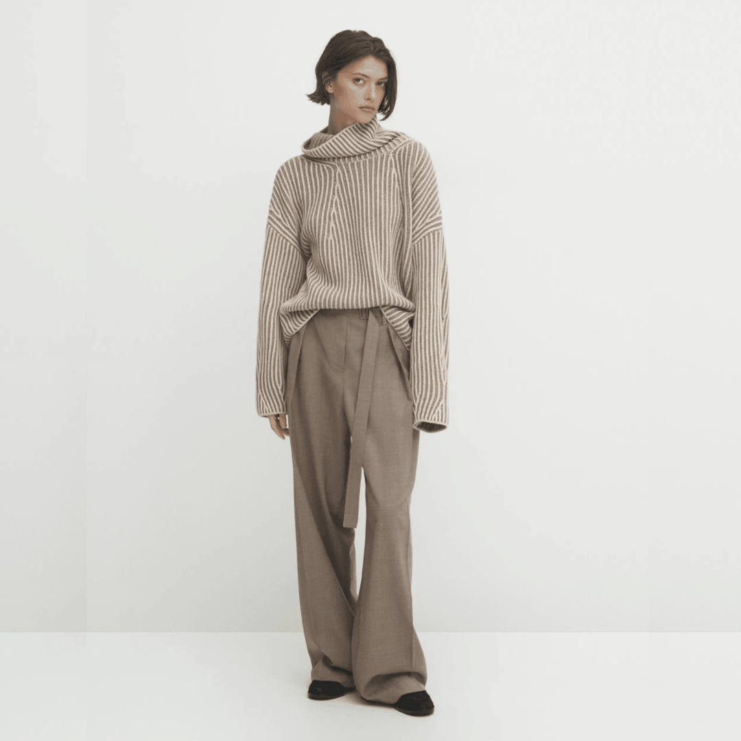 Ethereal MD 2023 Autumn Casual Slouchy High-Neck Short Knit with Color Line Design