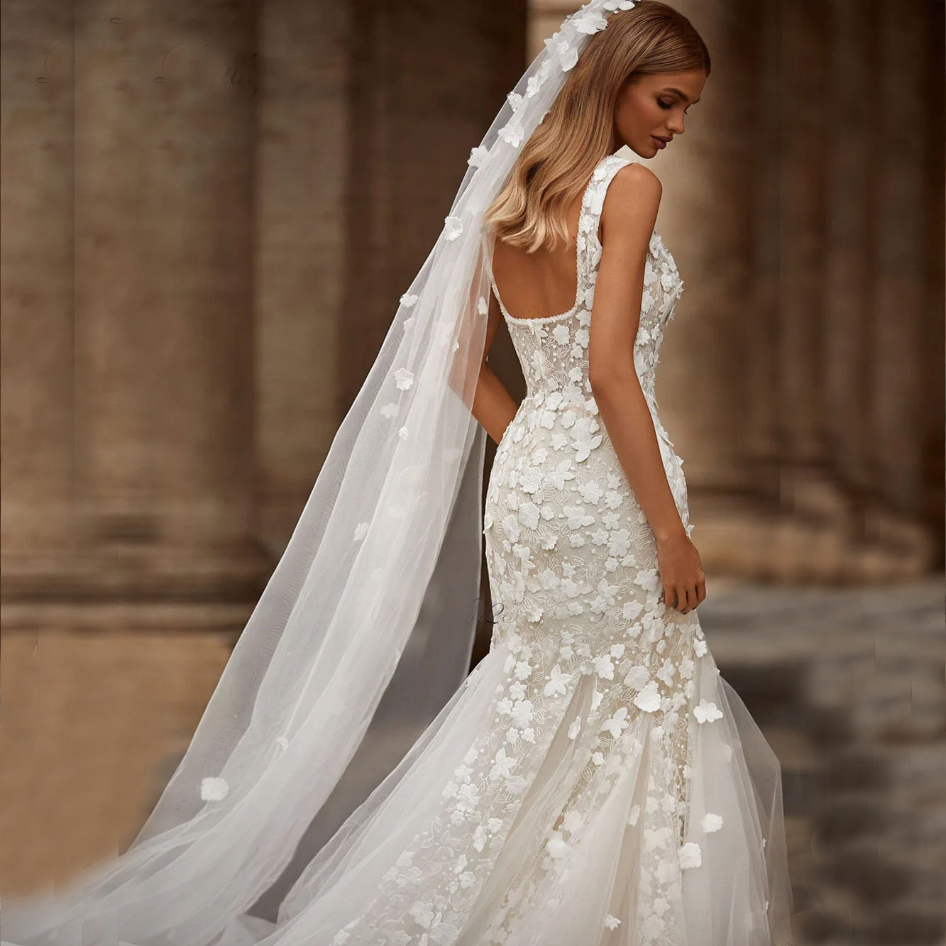 Elegant 2-in-1 Wedding Dress – Floral Embroidery Lace, Square Collar, Romantic Removable Train Bridal Gown