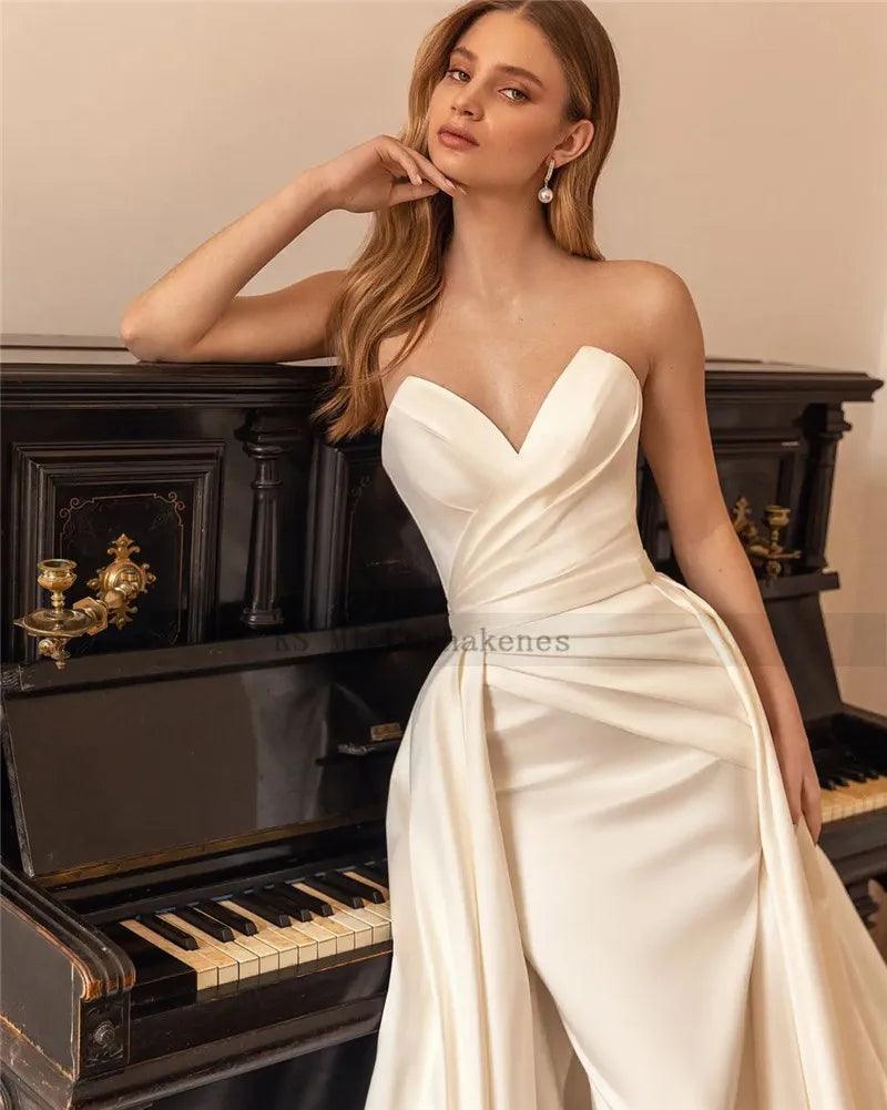 satin mermaid wedding dress with detachable train Mermaid Sweetheart Spaghetti strap Floor-length Sleeveless Backless Wedding Dress
