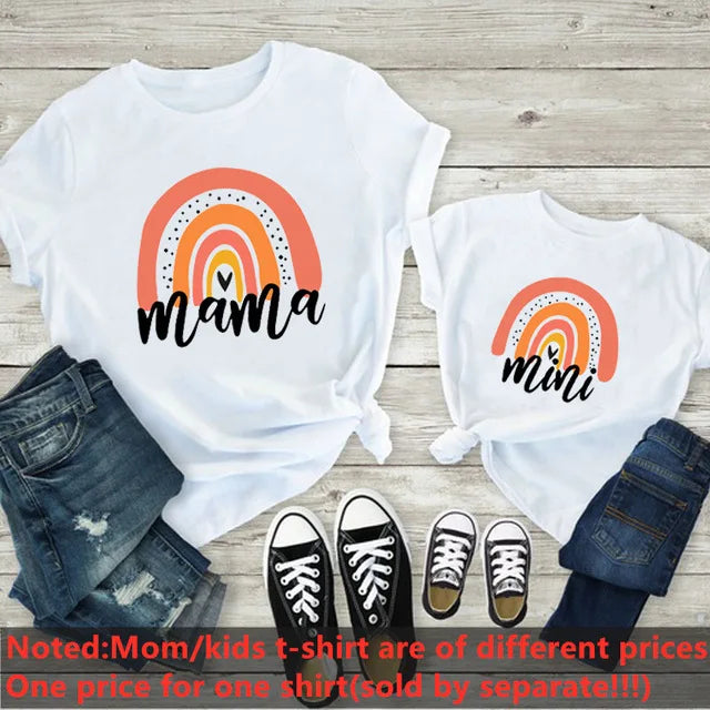 Fashion Family Matching Clothes Outfits Look Mother Daughter Flower Heart Print Tshirt Clothing Mommy and Me Family Look T-shirt