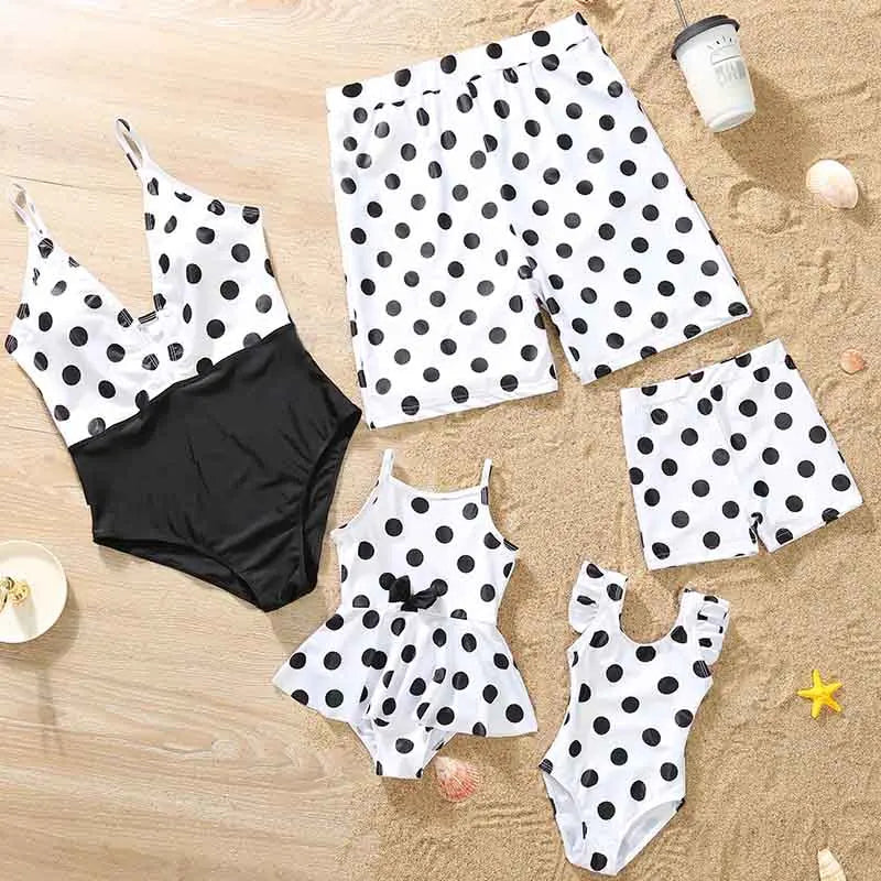 Family Swimsuit Mother Daughter Swimwear Father Son Swim Shorts 2023 Summer Striped Mom And Daughter Bikini Suit Matching Outfit