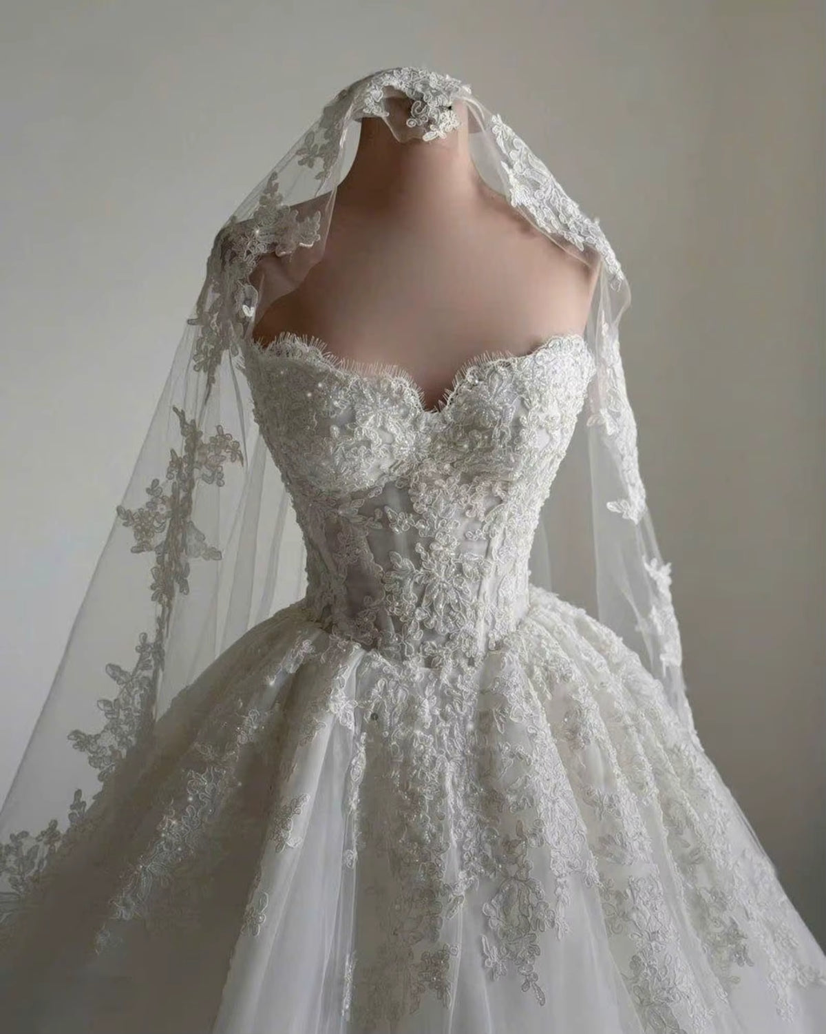 Vestido De Novia Princesa Lace Wedding Dress Mangas Desmontables Corset Vestidos 2025 Alta Calidad Bespoke Elegante Woman Noiva