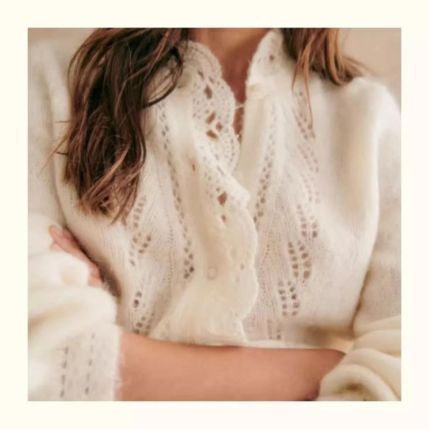 French Design Chic Knitted Cardigan Women'S Spring And Autumn Retro V-Neck Soft Glutinous Long Sleeved Sweater