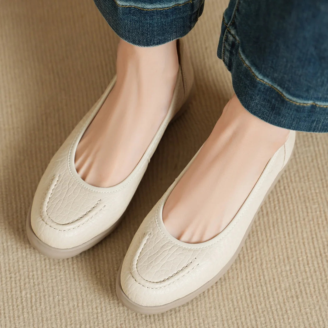 Women’s Sheepskin Slip-On Loafers – Round Toe Thick Sole Platform Flats for Everyday Comfort