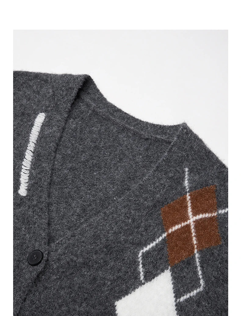 Women Knitted Sweater 2025 Autumn New Grid Pattern V Neck Single Breasted Button Knitted Cardigan Coat Gray