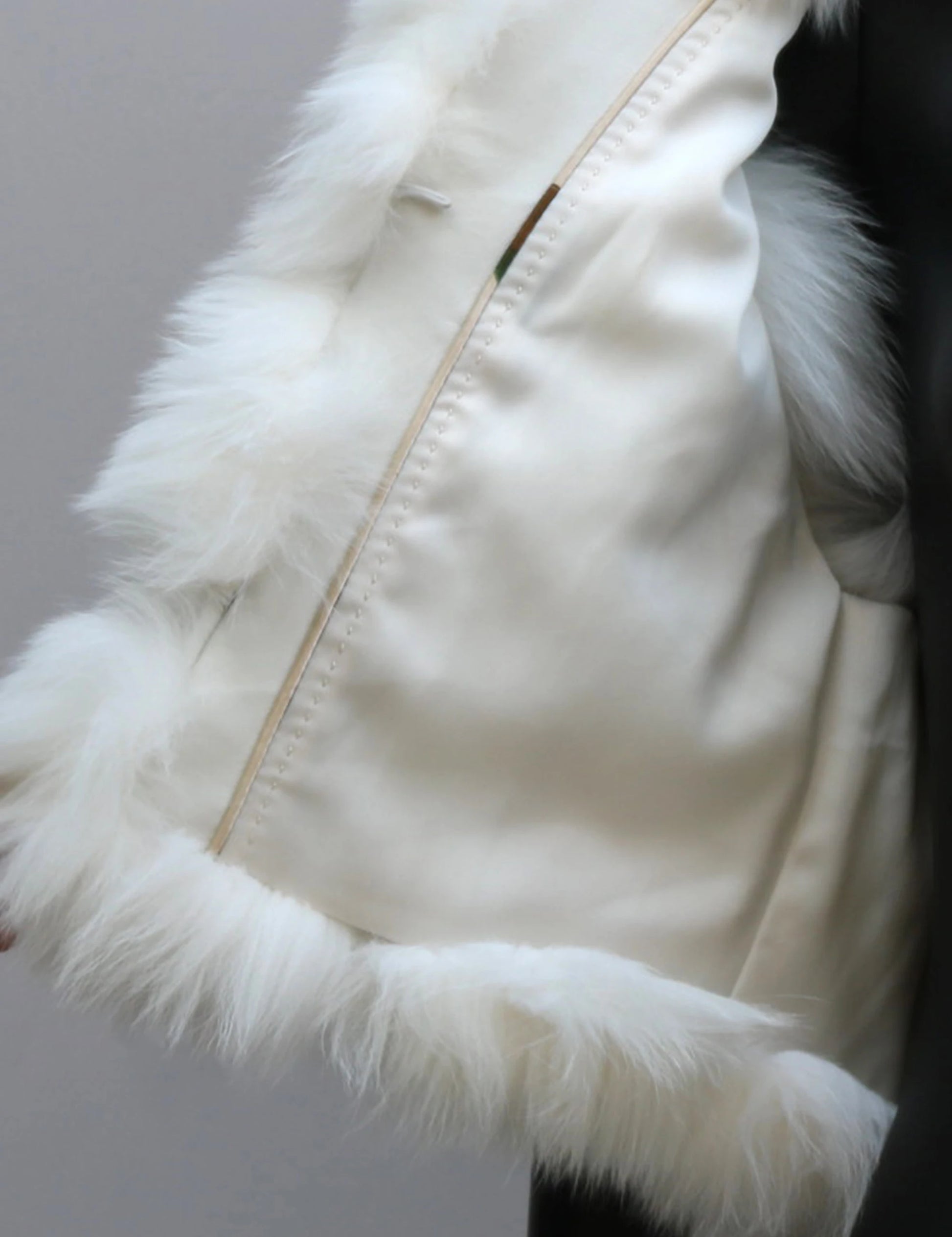 Real Fox Fur Vest Women's Genuine Silver Fox Short Jacket Sleeveless Hooded Fashion Casual Coats