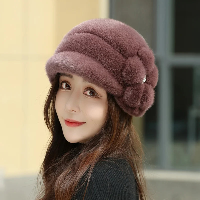 Russian Fur Hat Winter Warm Natural Mink Fur Hats for Women Classic Luxury Caps Earflap Christmas Hat Luxury Lady Real Mink Hat