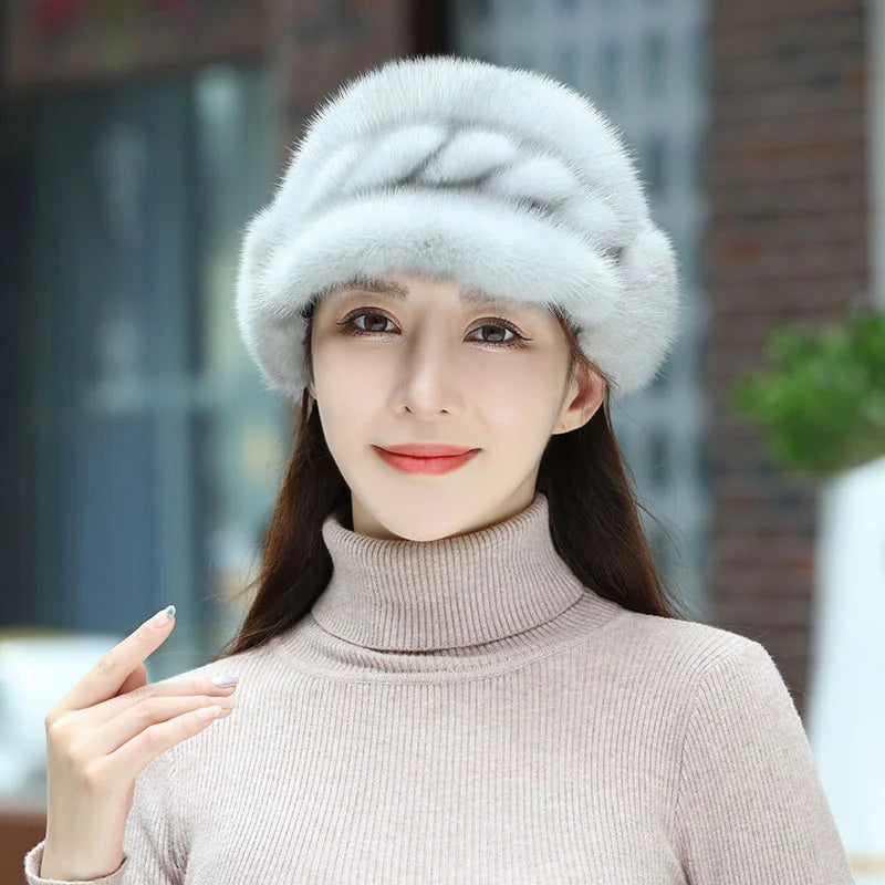 Russian Fur Hat Winter Warm Natural Mink Fur Hats for Women Classic Luxury Caps Earflap Christmas Hat Luxury Lady Real Mink Hat