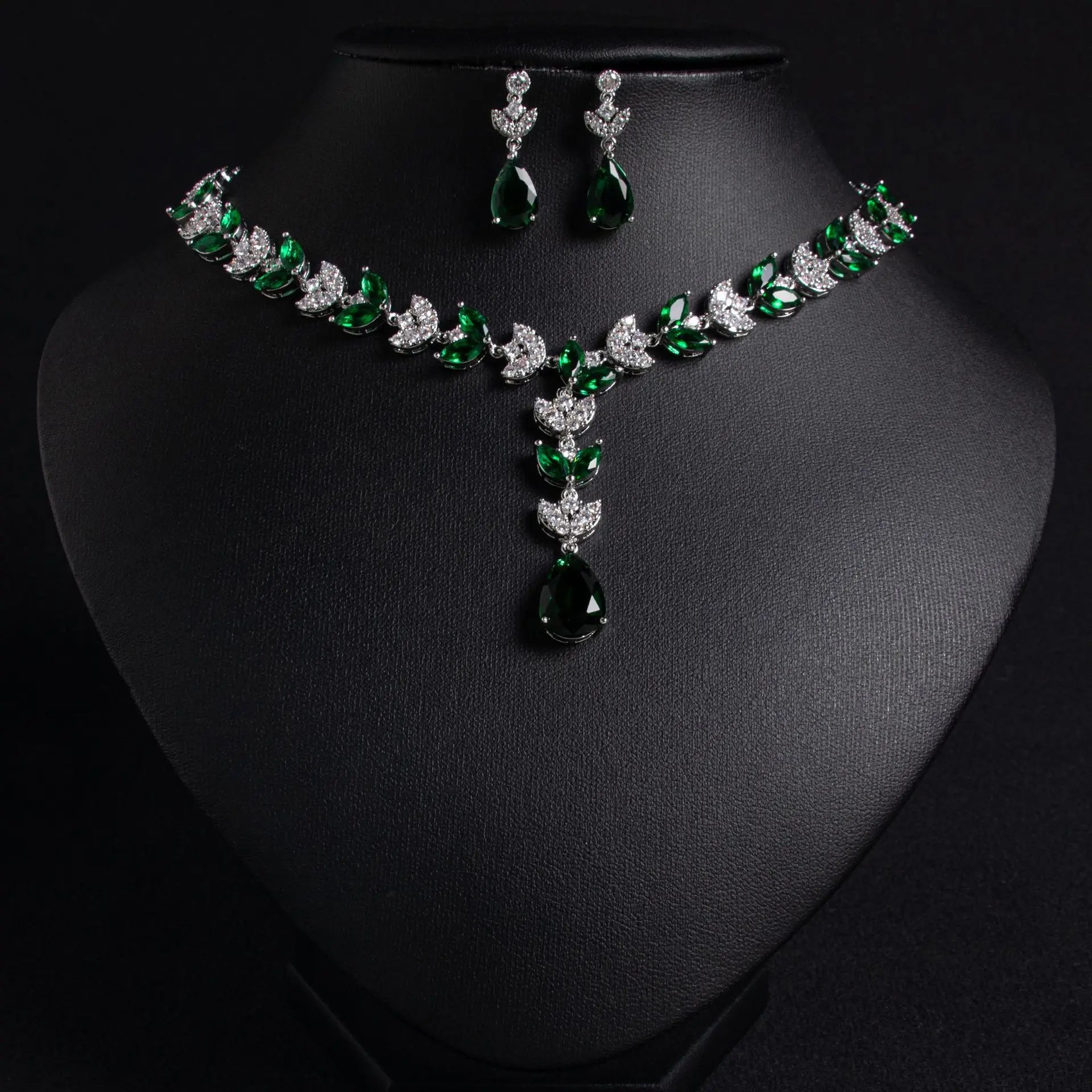 European & American Luxury Colorful Water Drop Zircon Necklace and Earrings Set Wheat-Inspired 2-Piece Bridal Jewelry for Wedding or Dinner Party Gift