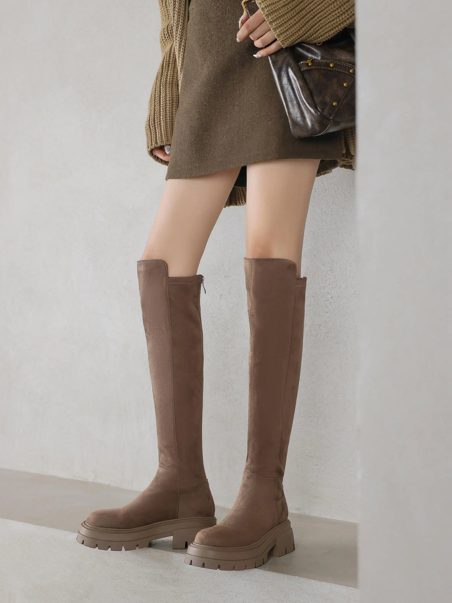 Flock Round Toe Stretch Over-the-Knee Boots with Medium Heels – Elegant, Modern, and Warm Slip-On Style for Leisure and Everyday Chic