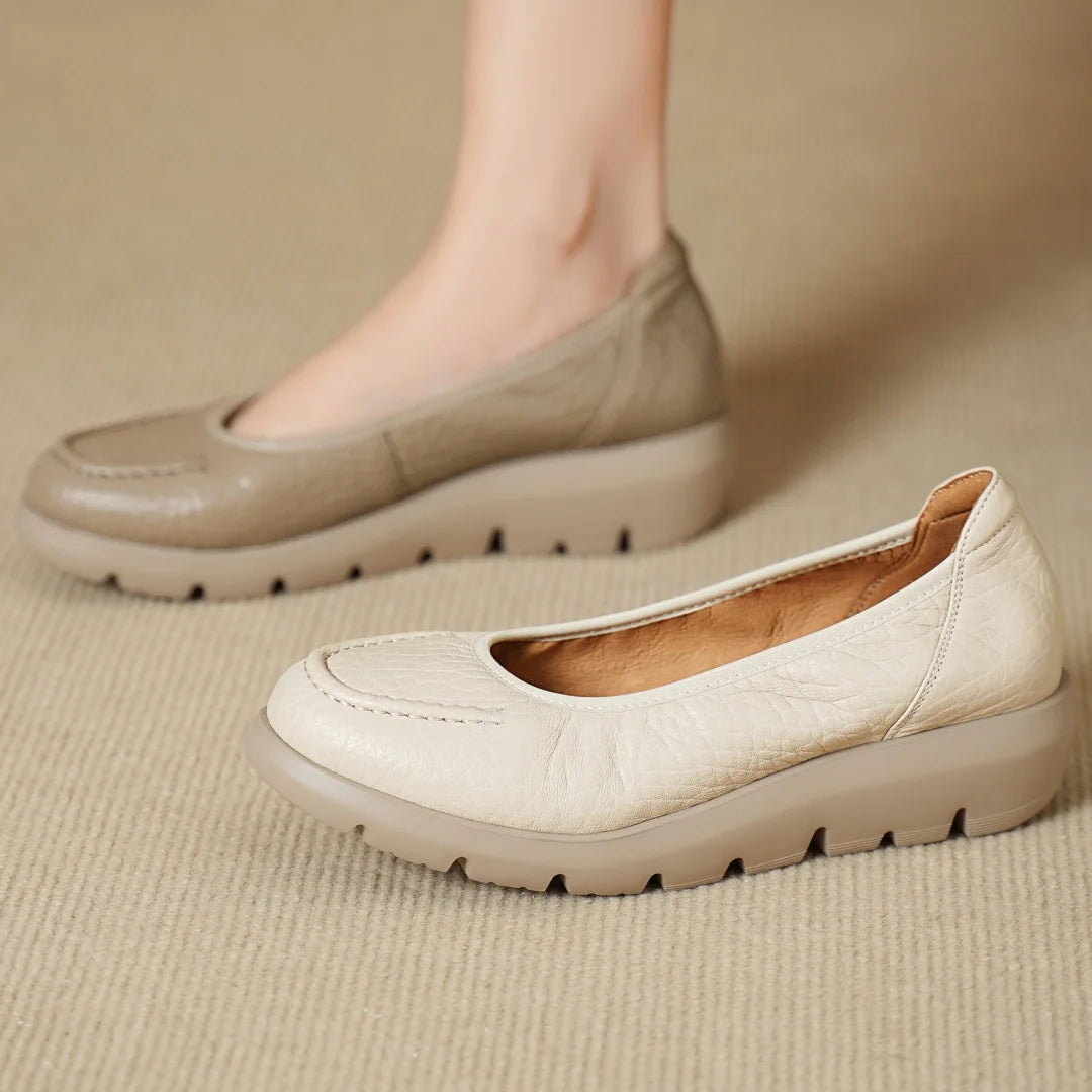 Women’s Sheepskin Slip-On Loafers – Round Toe Thick Sole Platform Flats for Everyday Comfort