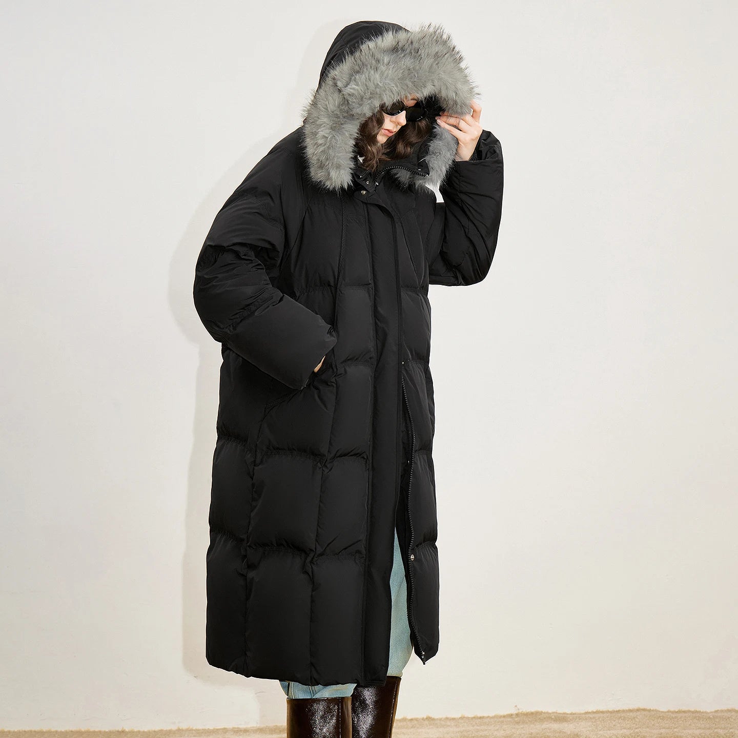 Women 90% White Duck Down Thick Down Jacket 2025 Winter New Fur Collar Hooded Extra Long Warm Jacket Coat