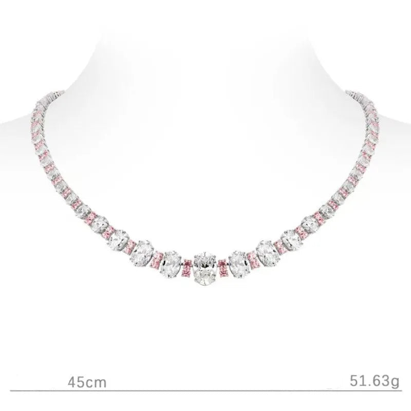 Diamond necklace on a mannequin with text indicating length and weight.
