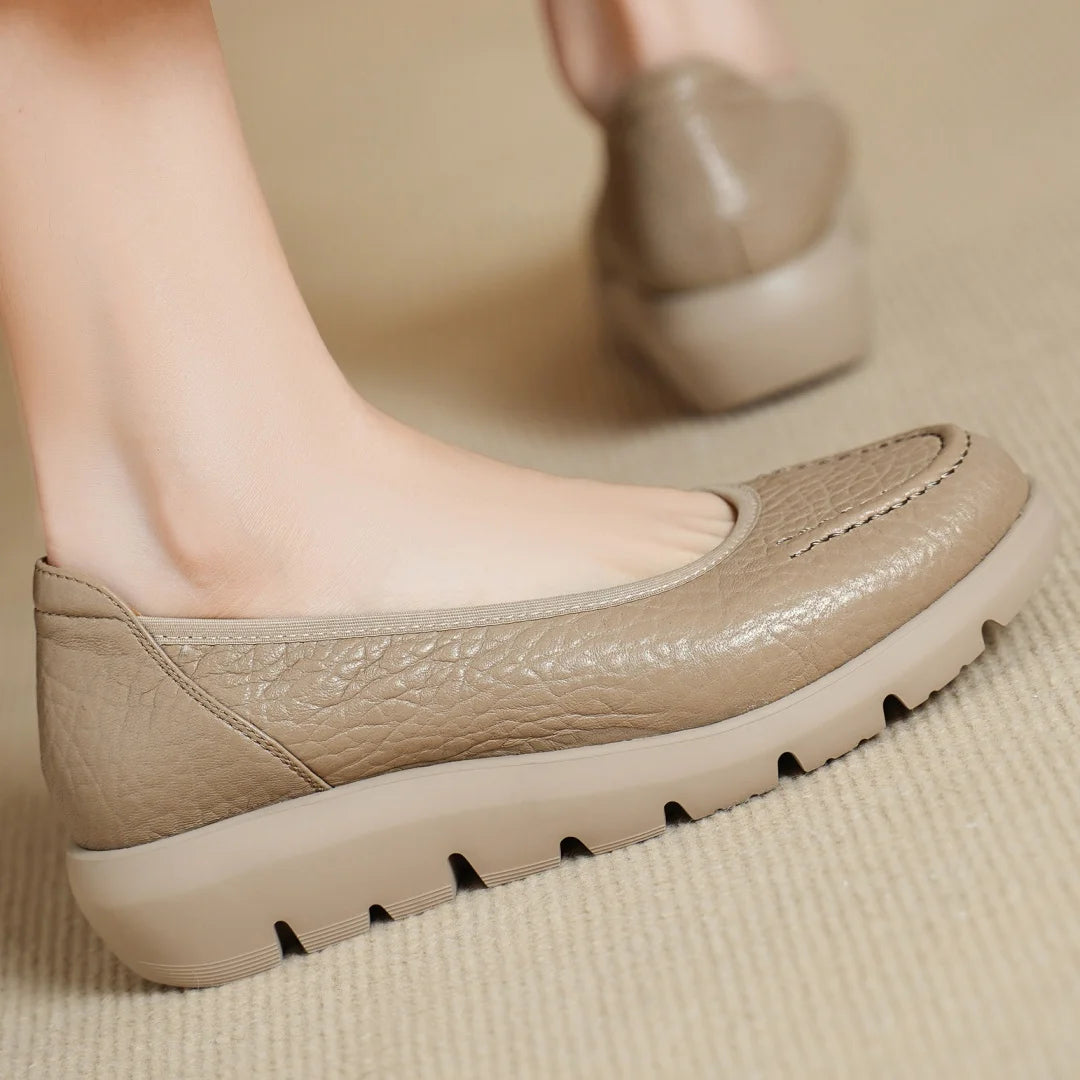 Women’s Sheepskin Slip-On Loafers – Round Toe Thick Sole Platform Flats for Everyday Comfort