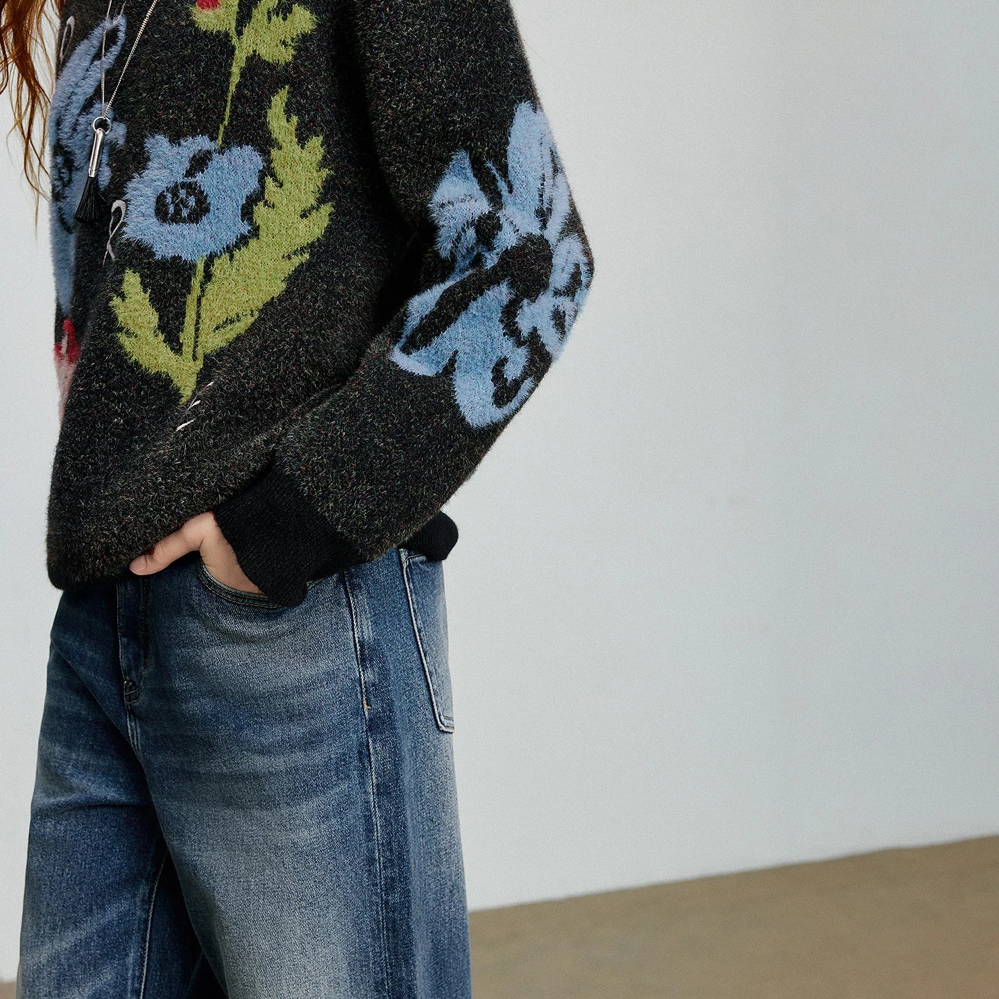 Women Sweater Autumn New Velvet Floral Patter Jacquard Long Sleeve Pullover Tops